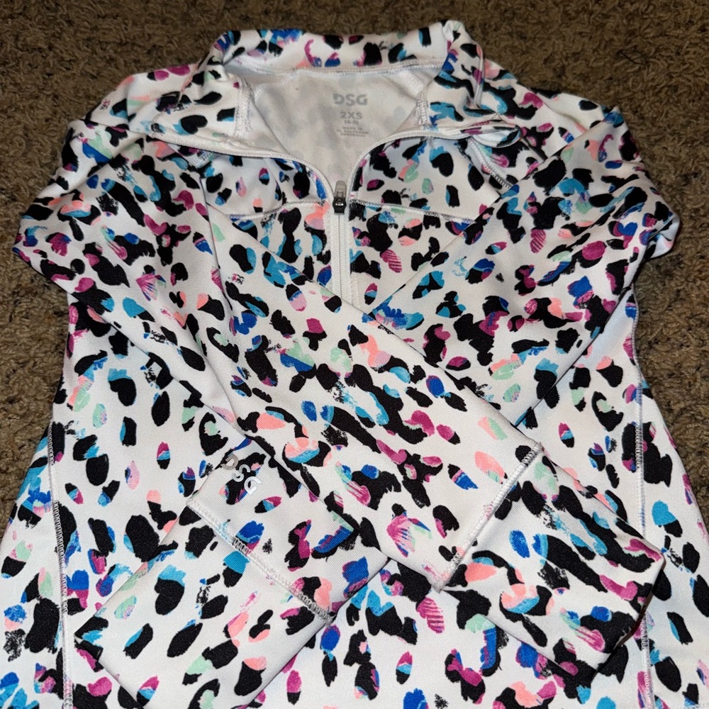 Girls Pullover - Picture 2 of 3